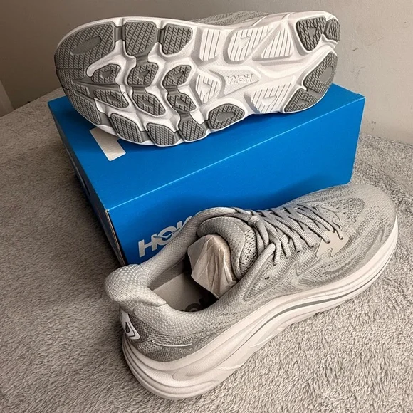 HOKA Clifton 10 Running Shoes Women’s Sz 9D Gray Cushioned Road Running - Picture 5 of 8